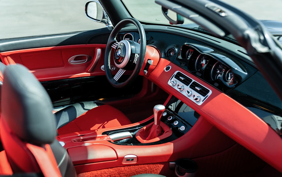2002 BMW Z8 - Image 19 of 31
