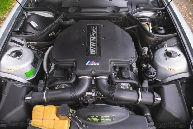 2002 BMW Z8 - Image 6 of 8