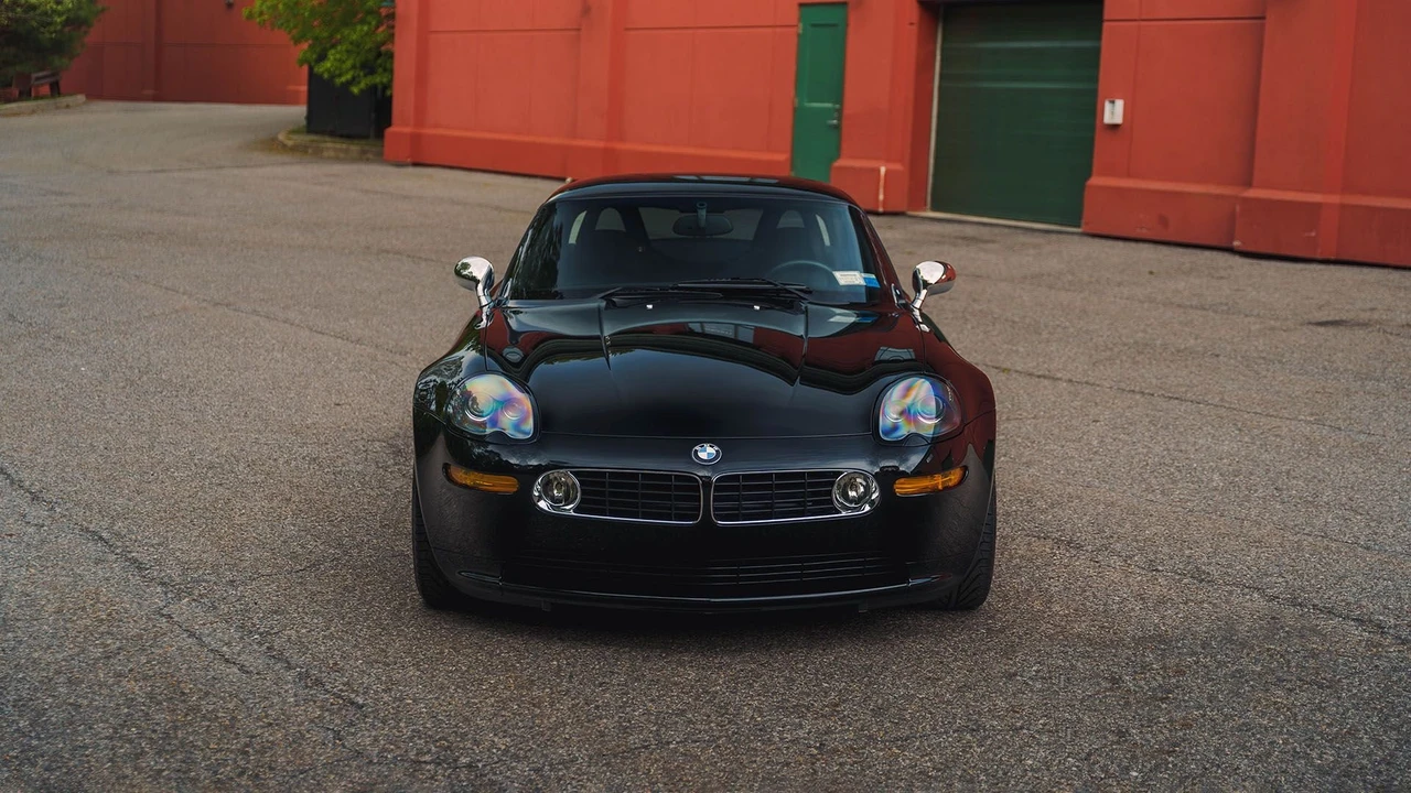 2002 BMW Z8 - Image 17 of 31