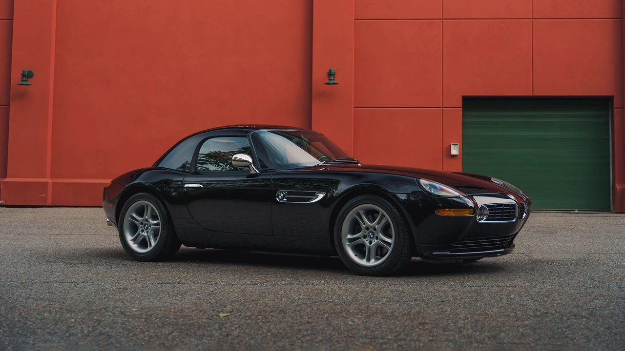 2002 BMW Z8 - Image 23 of 31