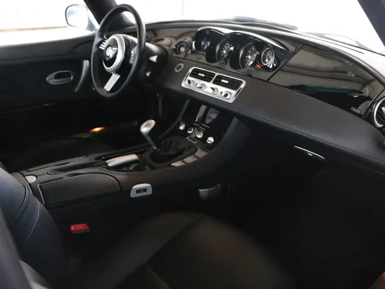 2002 BMW Z8 - Image 12 of 22