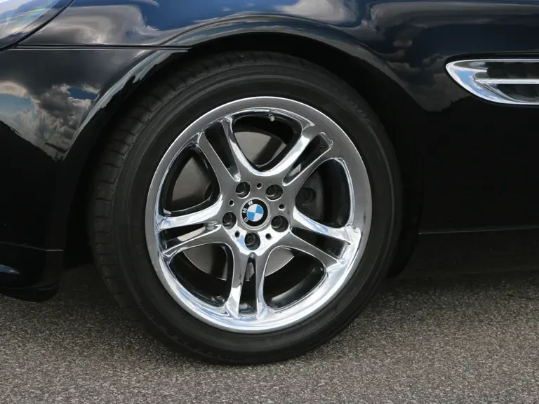 2002 BMW Z8 - Image 17 of 22