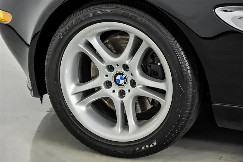 2002 BMW Z8 - Image 14 of 31