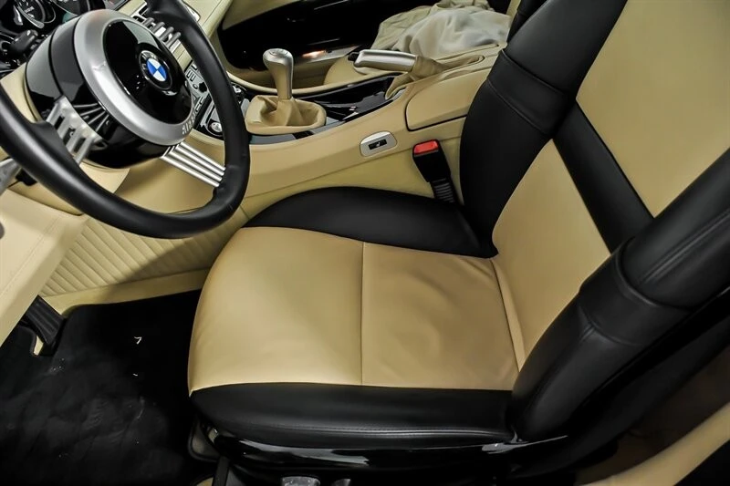 2002 BMW Z8 - Image 21 of 31