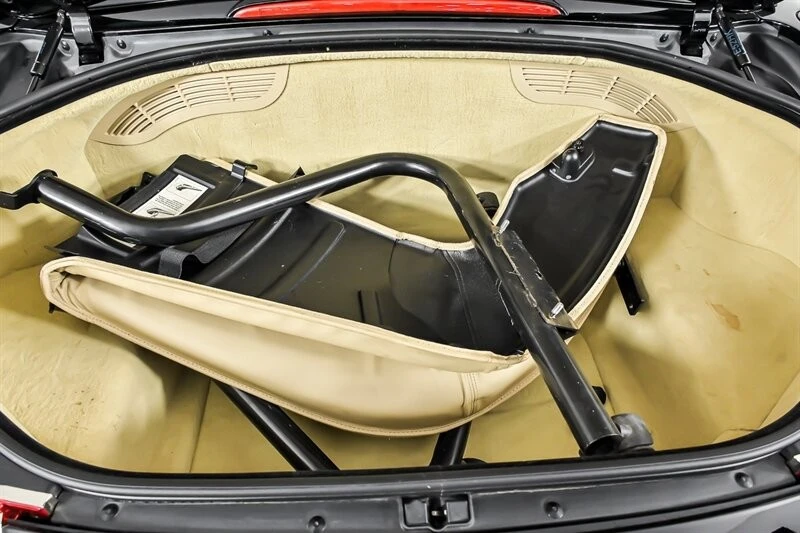 2002 BMW Z8 - Image 16 of 31