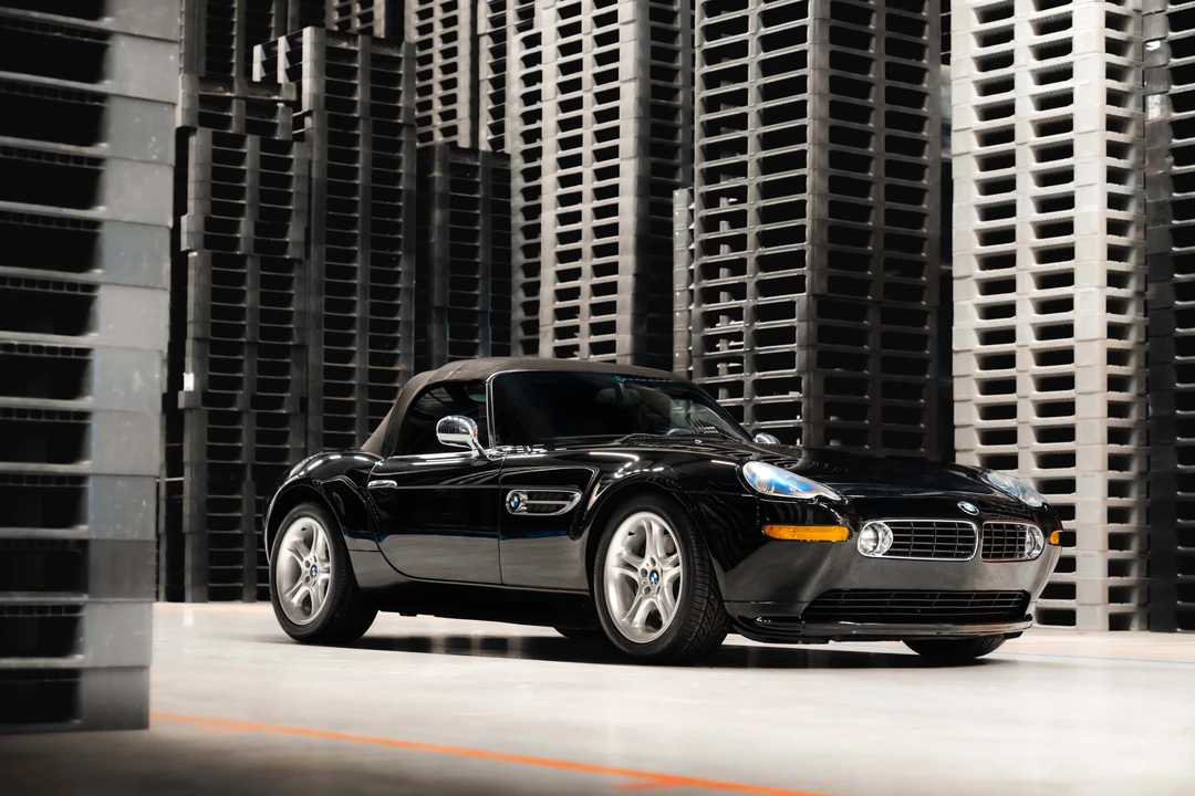 2002 BMW Z8 - Image 9 of 31