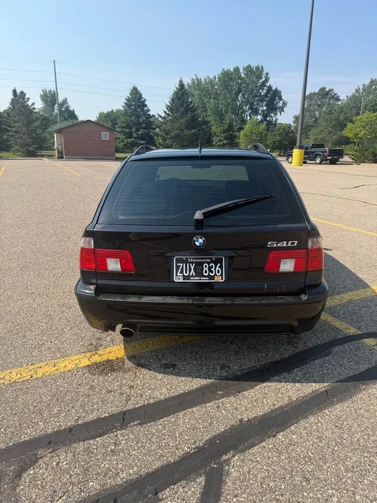 2002 BMW E39 540i - Image 7 of 16