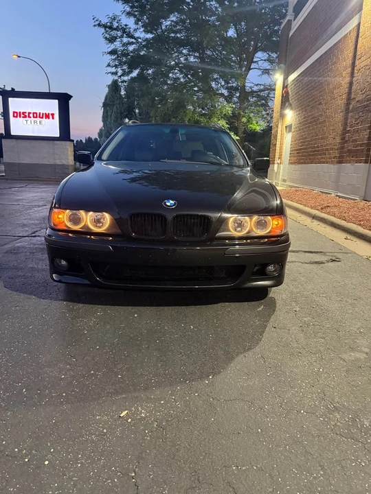 2002 BMW E39 540i - Image 15 of 16