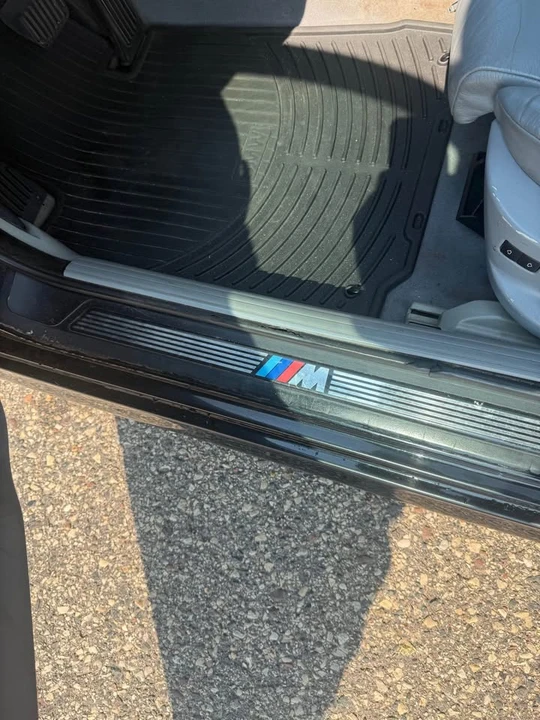 2002 BMW E39 540i - Image 11 of 16