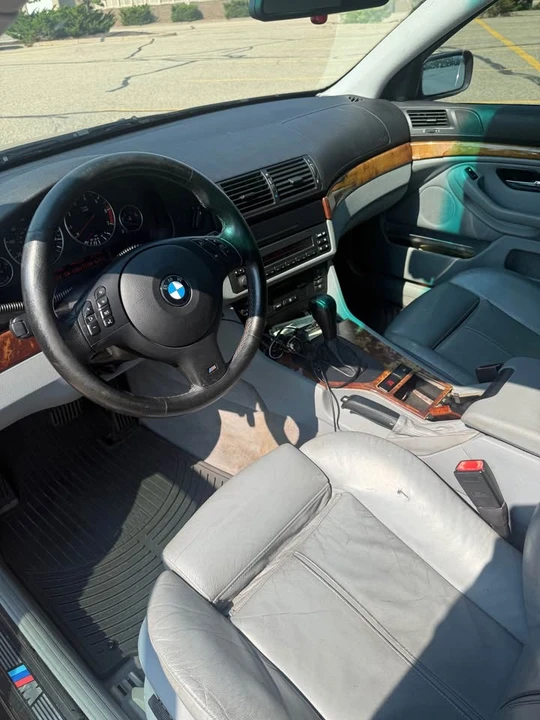 2002 BMW E39 540i - Image 12 of 16