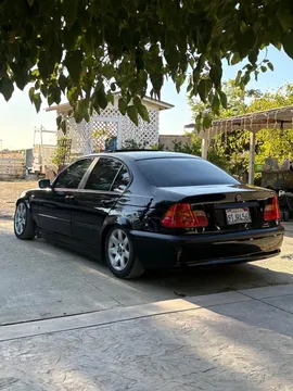 2002 BMW 325i