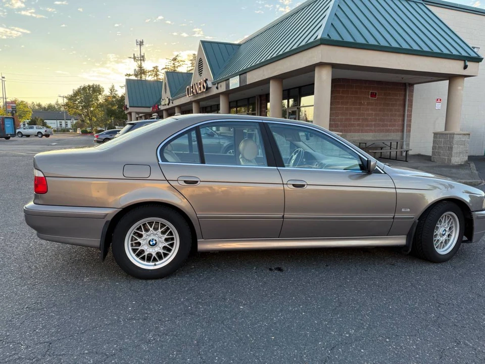 2002 BMW E39 5 Series - Image 7 of 10