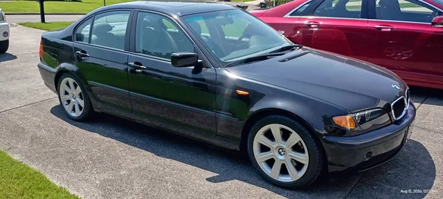 2002 BMW 325i