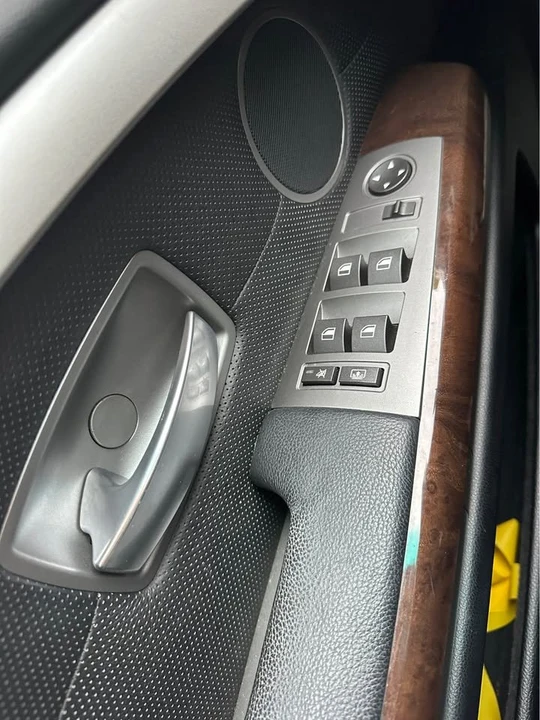 2002 BMW E65/E66 7 Series - Image 14 of 15
