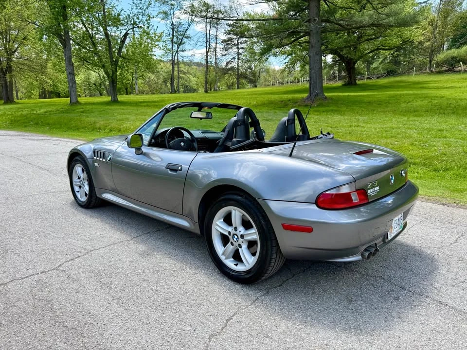2002 BMW Z3 Roadster - Image 2 of 19