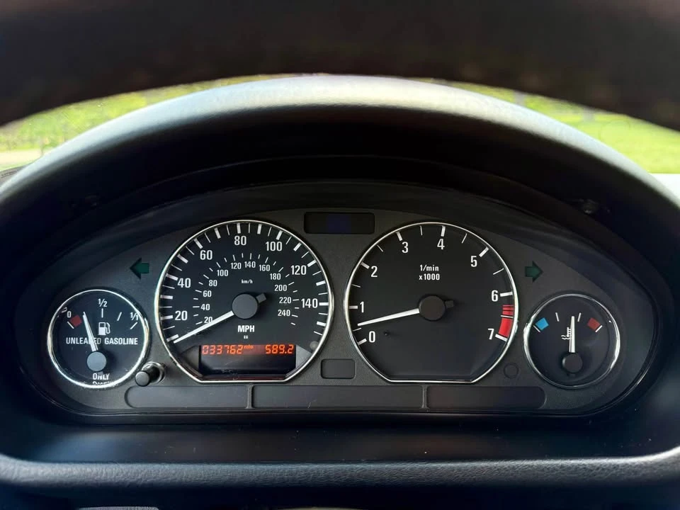 2002 BMW Z3 Roadster - Image 9 of 19