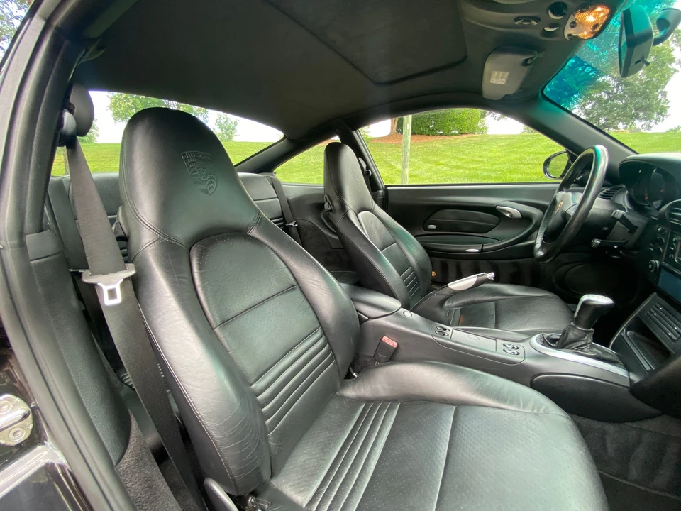 2002 Porsche 996 Carrera - Image 18 of 19