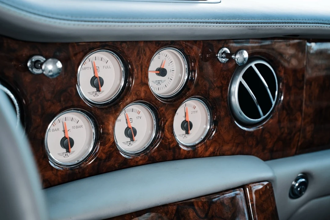 2002 Bentley Arnage - Image 24 of 30