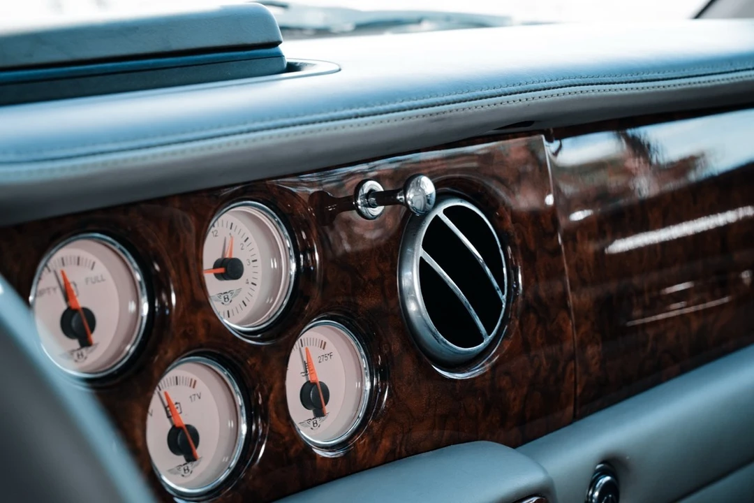 2002 Bentley Arnage - Image 25 of 30
