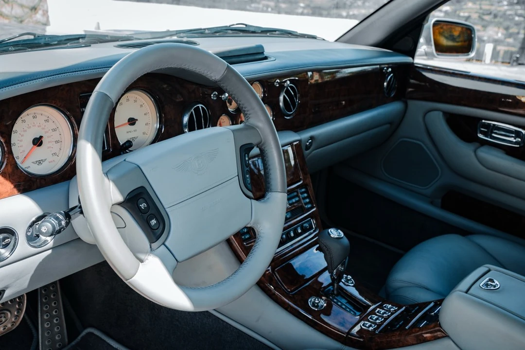 2002 Bentley Arnage - Image 20 of 30