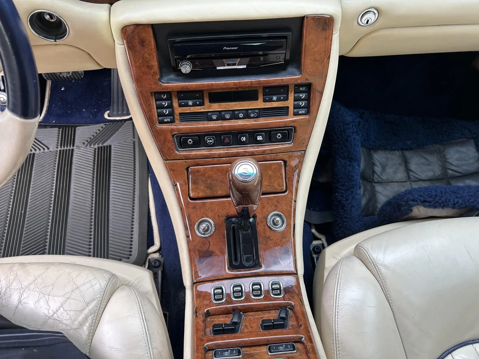2002 Bentley Arnage - Image 24 of 31