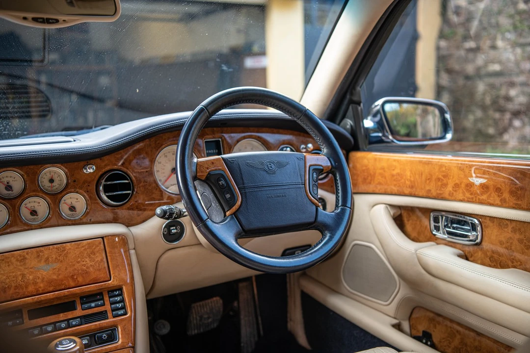 2002 Bentley Arnage - Image 18 of 30