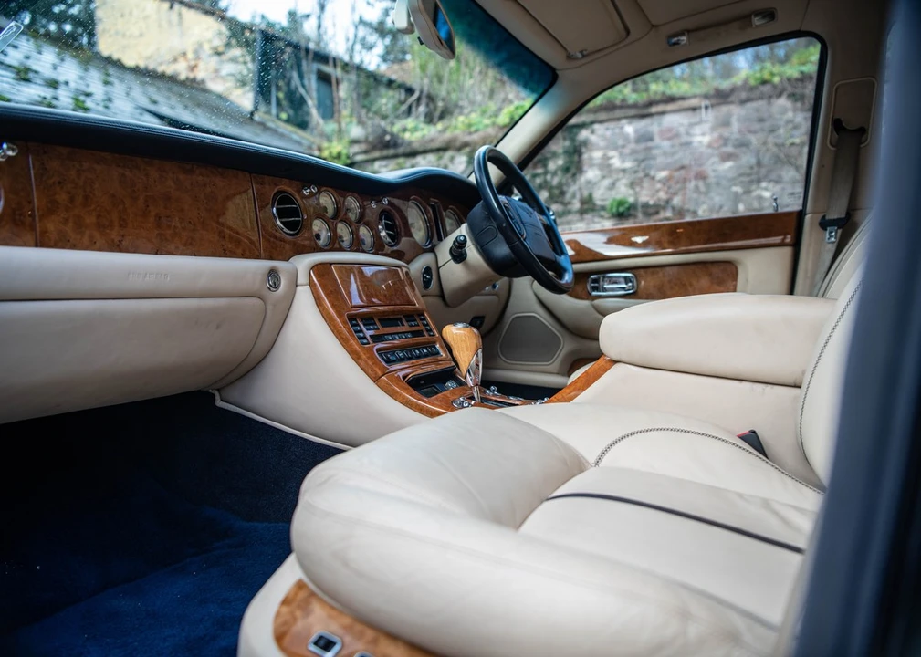 2002 Bentley Arnage - Image 17 of 30
