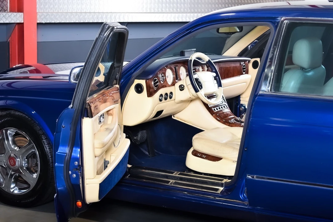 2002 Bentley Arnage - Image 28 of 30