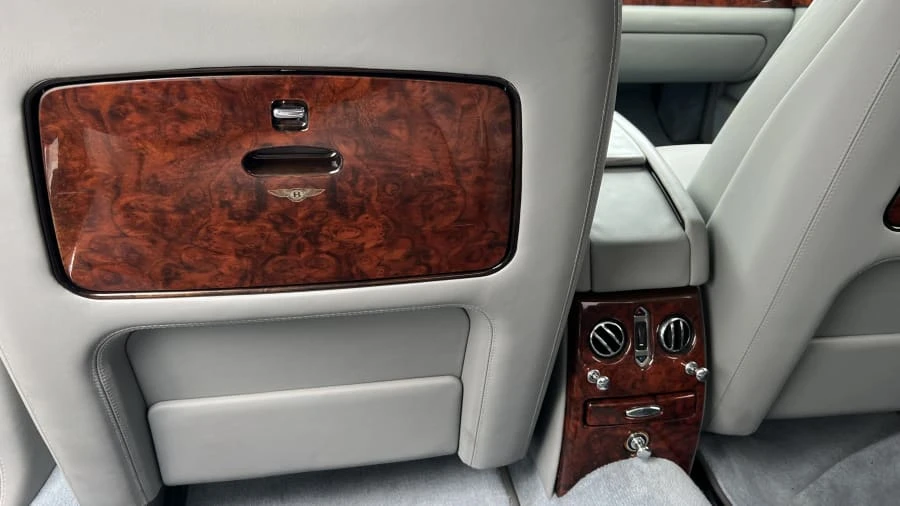 2002 Bentley Arnage - Image 10 of 19