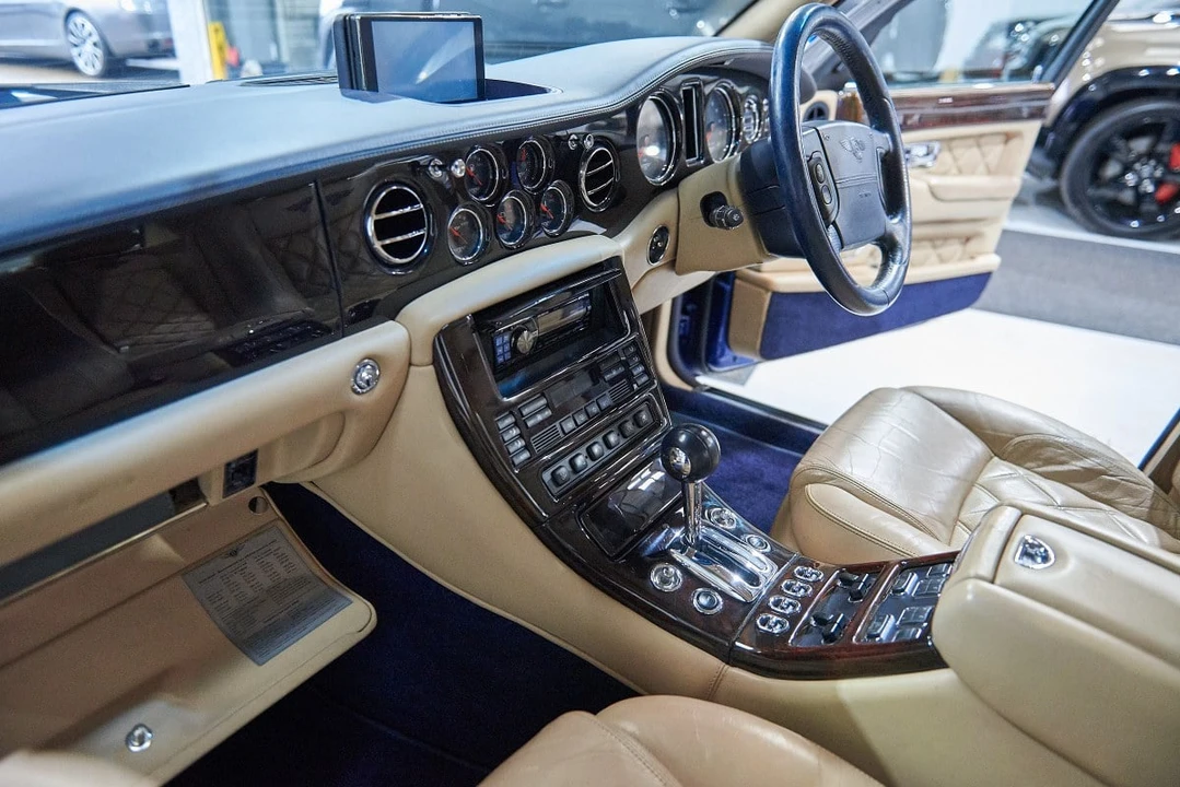 2002 Bentley Arnage T - Image 25 of 30