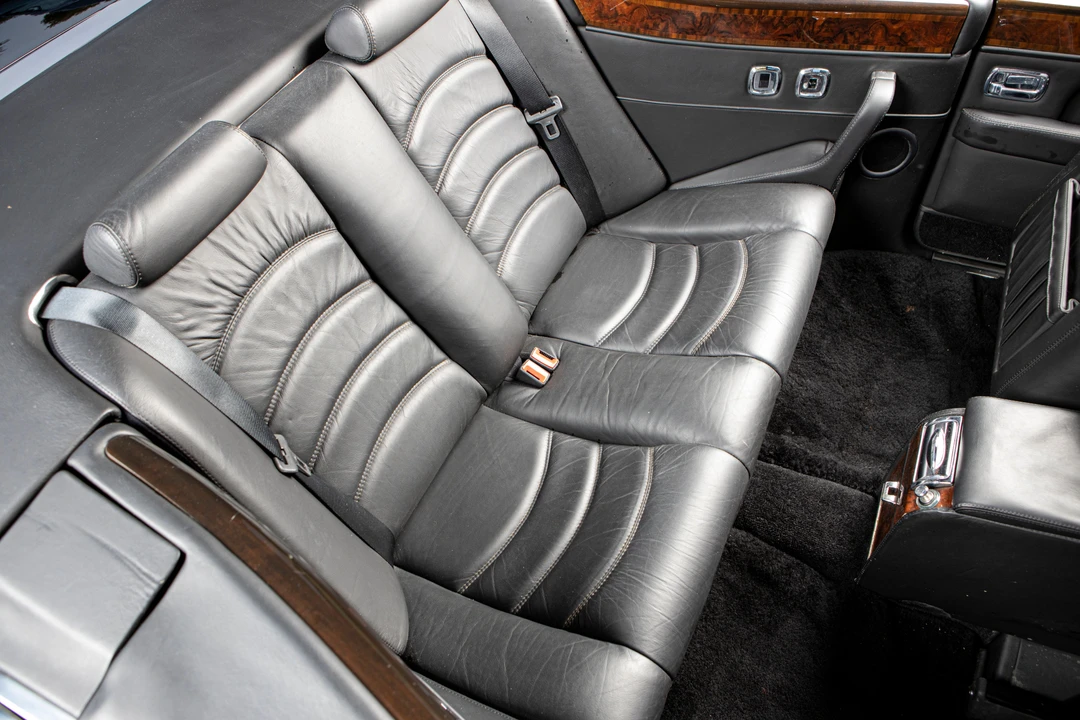 2002 Bentley Azure 1st Gen - Image 18 of 19