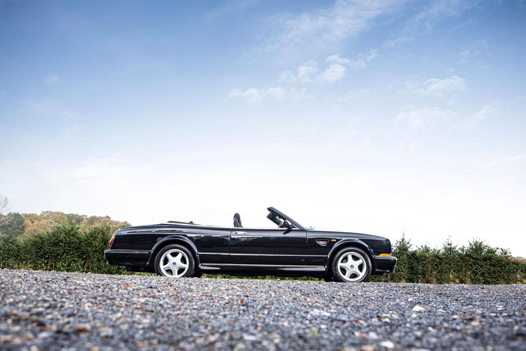 2002 Bentley Azure 1st Gen - Image 8 of 19
