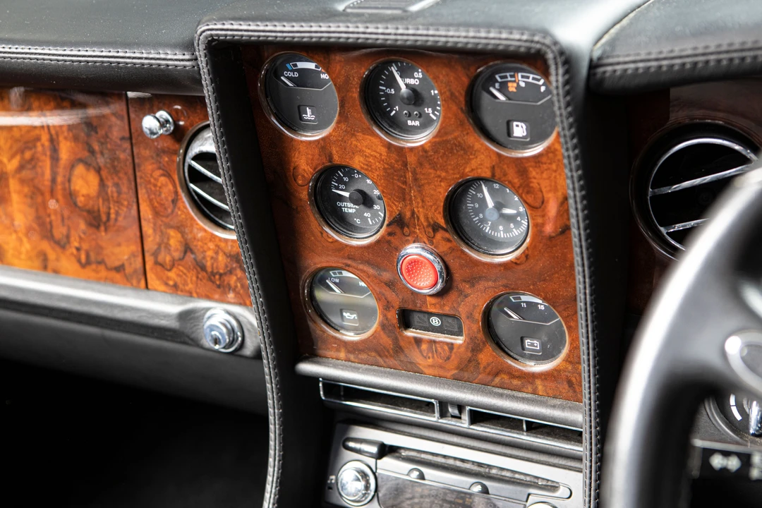 2002 Bentley Azure 1st Gen - Image 3 of 19