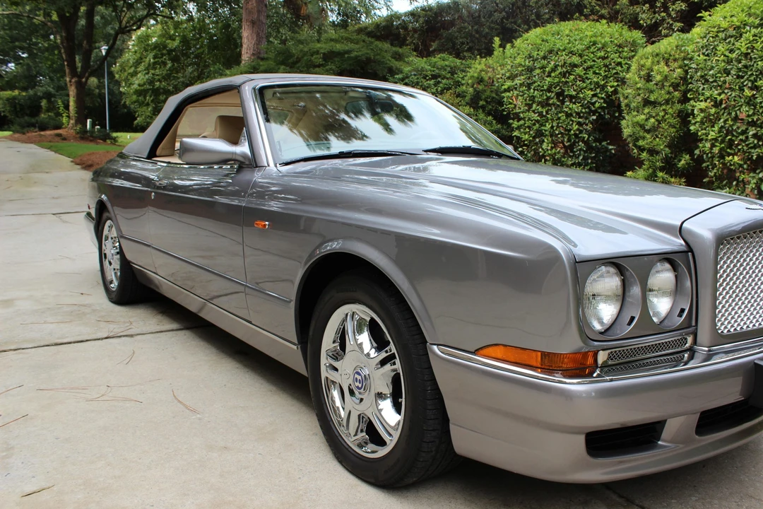 2002 Bentley Azure 1st Gen - Image 18 of 31