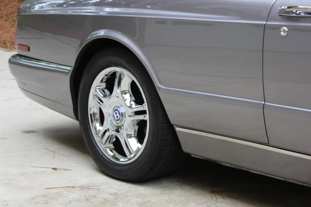 2002 Bentley Azure 1st Gen - Image 27 of 31