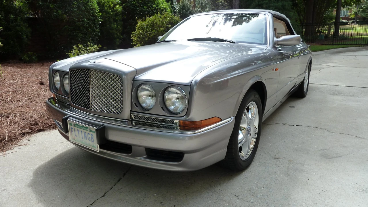 2002 Bentley Azure 1st Gen - Image 2 of 31