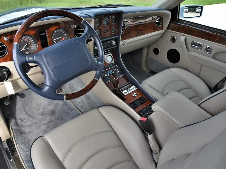 2002 Bentley Azure 1st Gen - Image 5 of 31