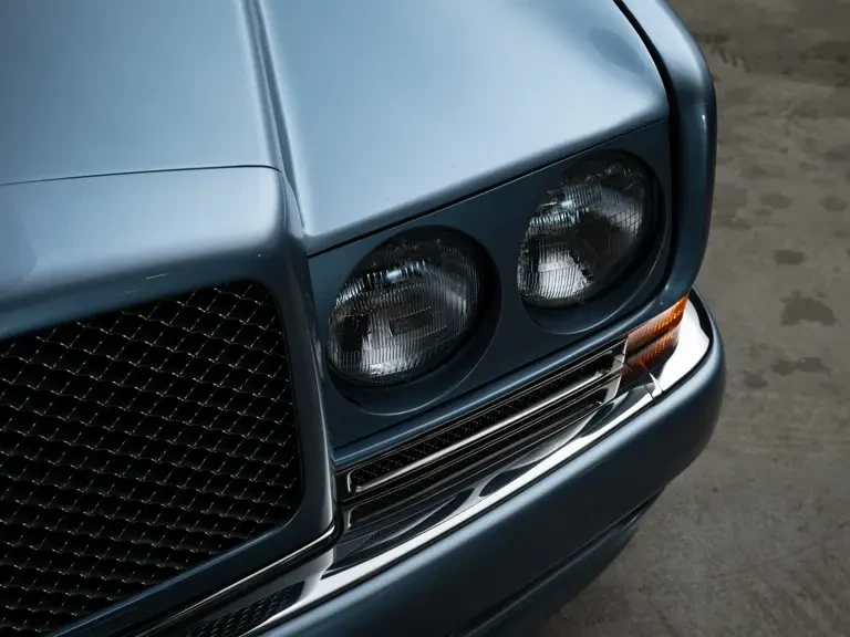 2002 Bentley Azure 1st Gen - Image 13 of 31