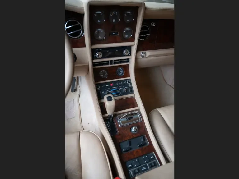2002 Bentley Azure 1st Gen - Image 25 of 31