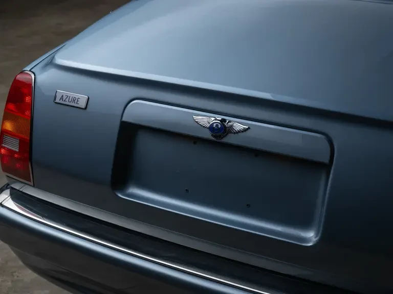 2002 Bentley Azure 1st Gen - Image 19 of 31