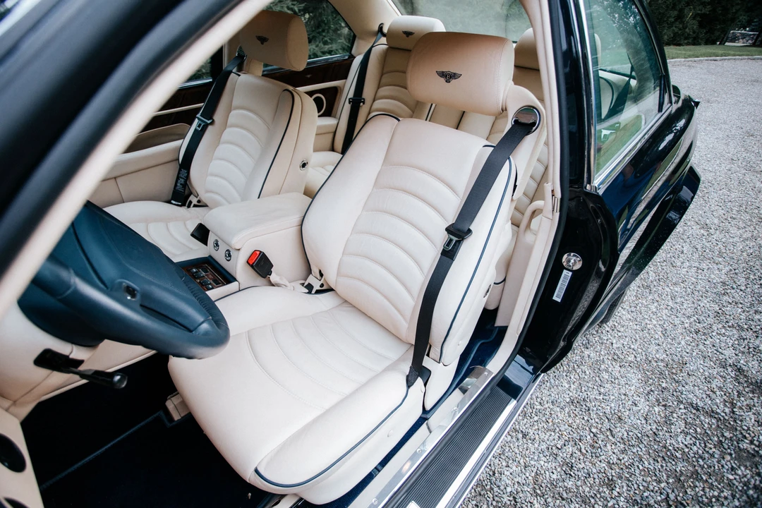 2002 Bentley Continental R - Image 30 of 31