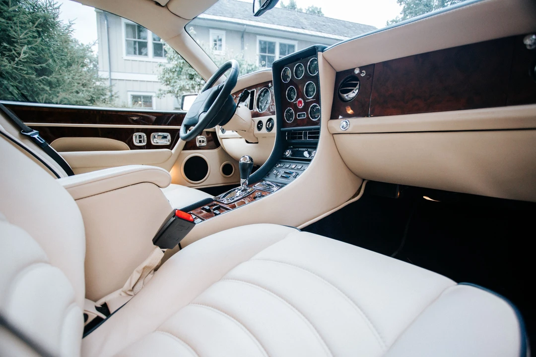 2002 Bentley Continental R - Image 28 of 31