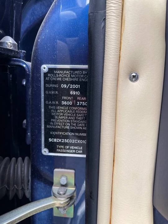 2002 Bentley Azure 1st Gen - Image 18 of 18