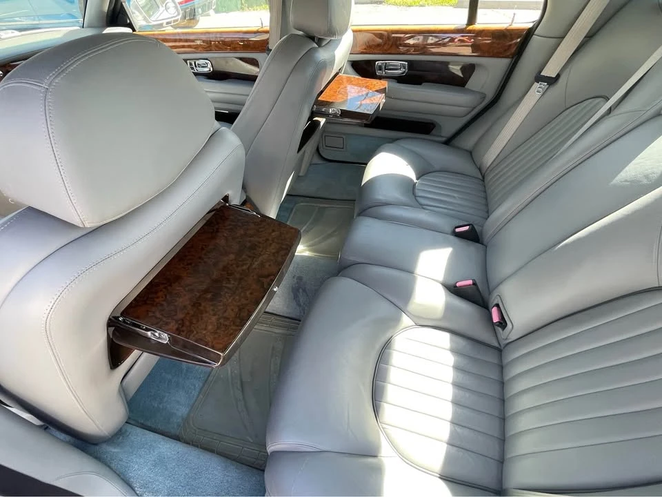 2002 Bentley Arnage R & RL - Image 10 of 15