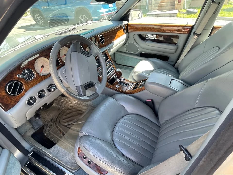 2002 Bentley Arnage R & RL - Image 8 of 16
