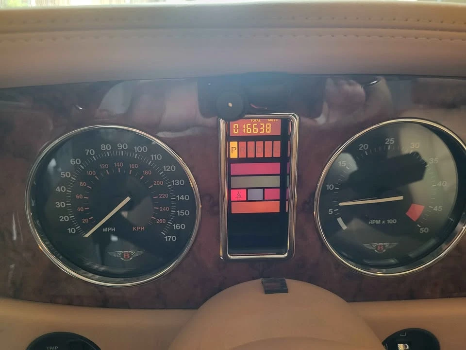 2002 Bentley Azure 1st Gen - Image 11 of 20