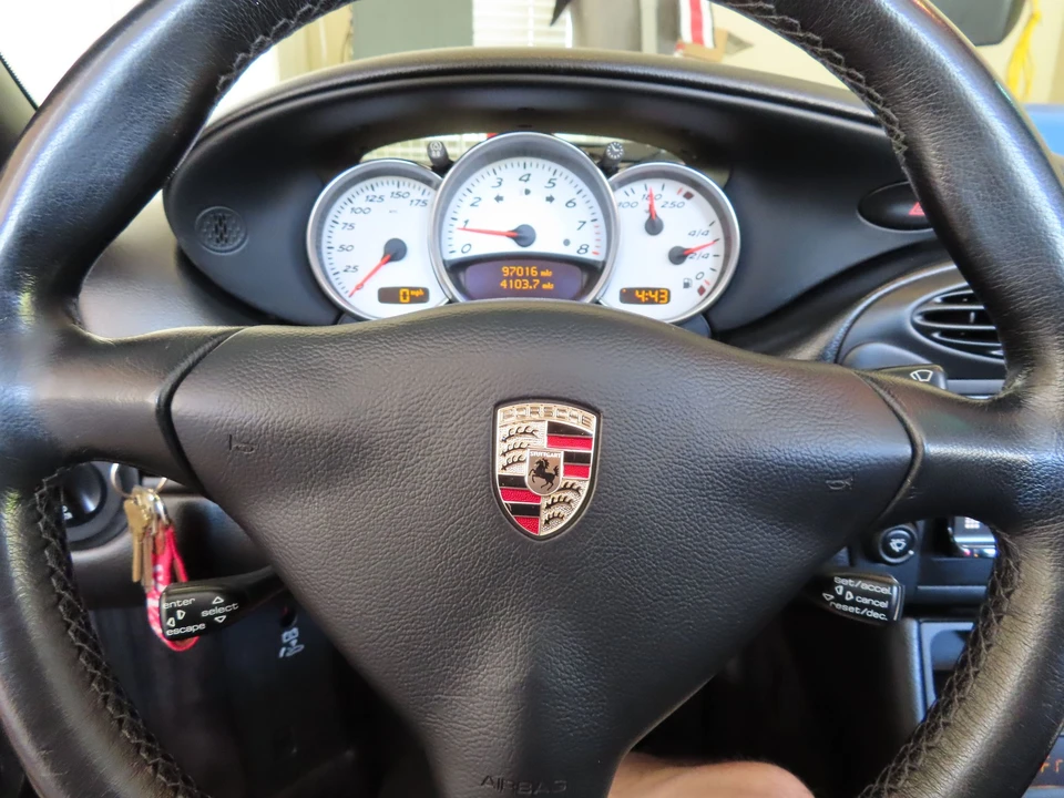 2002 Porsche 986 Boxster S - Image 17 of 31