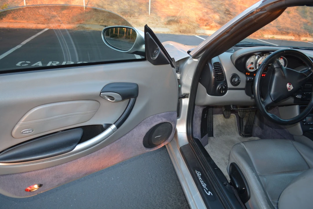 2002 Porsche 986 Boxster S - Image 9 of 18