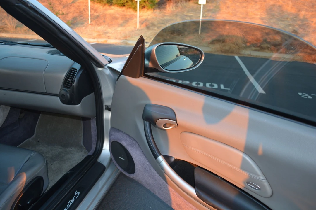 2002 Porsche 986 Boxster S - Image 8 of 18
