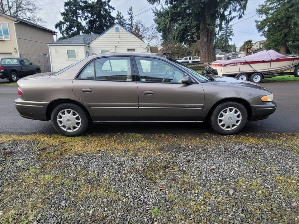 2002 Buick Century - Image 8 of 11